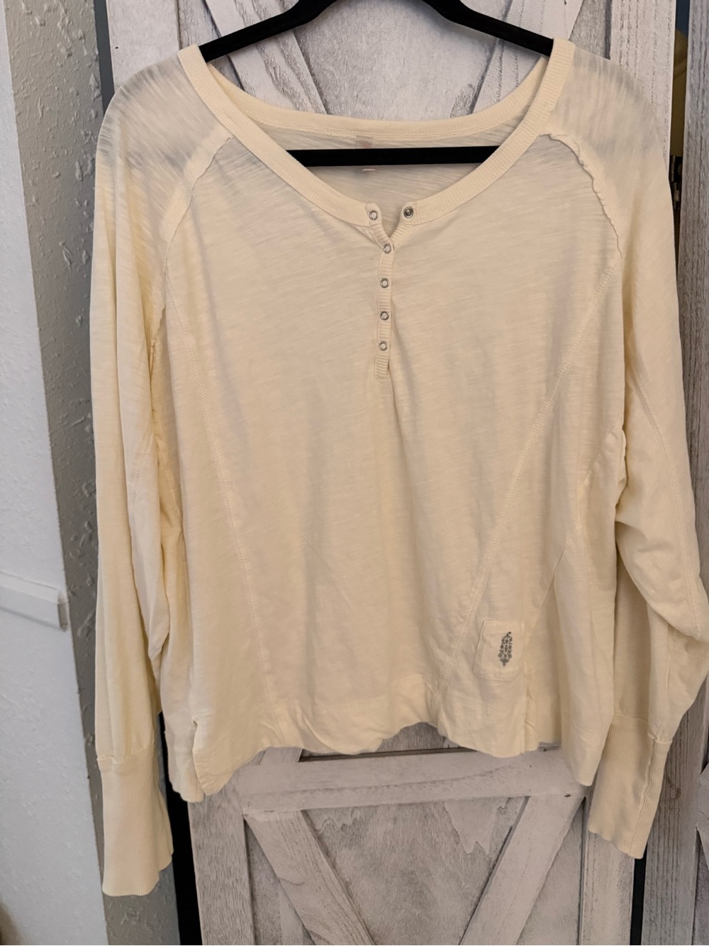 Free People Ivory Long-Sleeve Henley Top! Sold out in this combo! Fits med/large